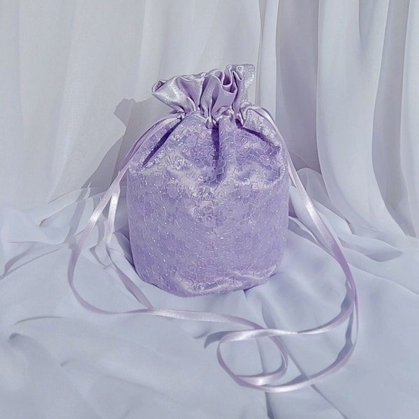 Sac dolly en satin lilas / dentelle avec cordon de serrage. Porte-poignet, sac de mariage pour mariée/demoiselle d'honneur. Sac de soirée/sac à main de bal/sac de danse Bridal UK Seller