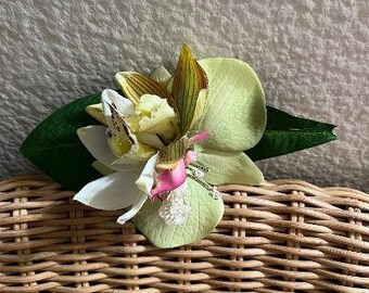 Tropical Orchids Lime Green, White, Brown/green Hairpiece