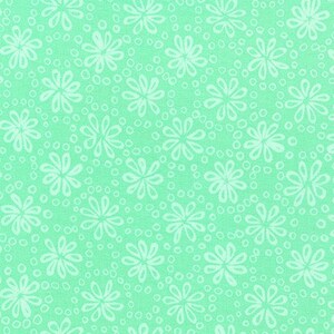 Cheery Blossom, Flowers Mint, par Wishwell pour Robert Kaufman Fabrics par demi-verge
