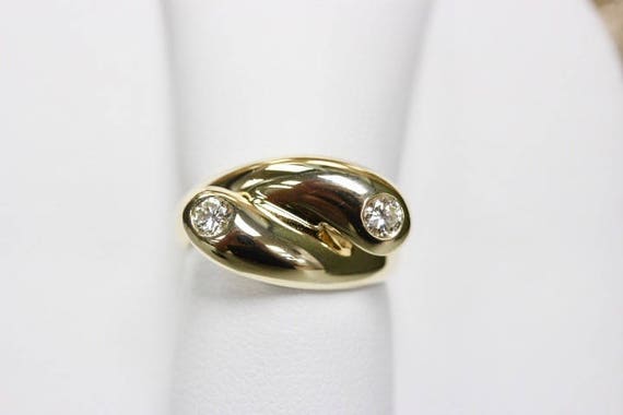 Stunning 14k Yellow Gold and Diamond Ring - image 1