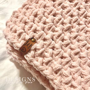 Handmade Chunky Baby Crochet Blanket - Pink Baby Blanket - Pink Dust Color - Baby Gift - Soft - Cozy