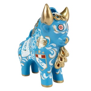 Torito de Pucará Celeste - Club Sporting Cristal (20 cm) - hecho a mano en Perú