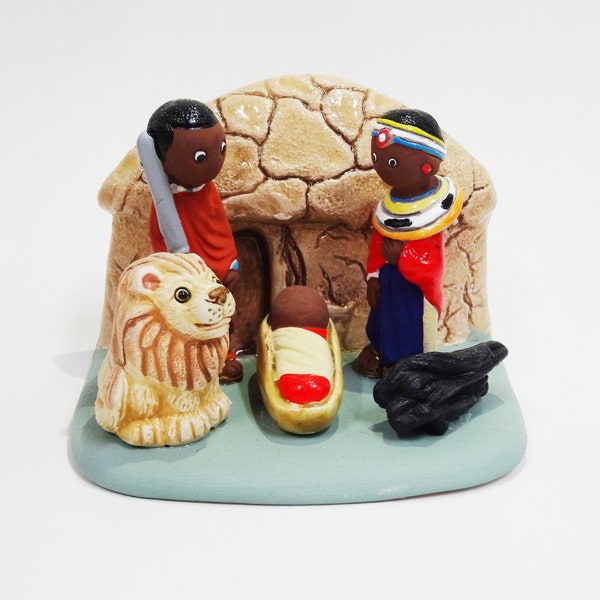 Maasai Nativity Scene - Handmade in Clay - 1 block - 3.4"X2.4"X3.4" high, Kenya, Nilotic ethnic group, Afrika