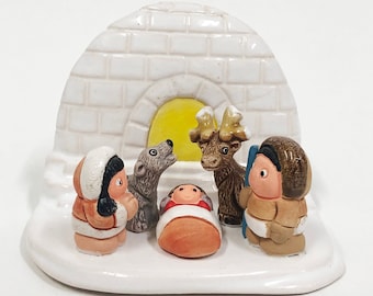 Artic Igloo Nativity Scene - Handmade in Clay - 1 block - 3.8"X2.2"X2.9" high, moose, bear, snow, artic, eskimo, eskimau