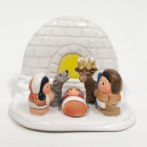 Artic Igloo Nativity Scene - Handmade in Clay - 1 block - 3.8"X2.2"X2.9" high, moose, bear, snow, artic, eskimo, eskimau