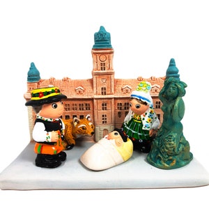 Polish Nativity Scene - Handmade in Clay - 1 block - 3.8"X2.2"X2.9" high, Castle Square, Warsaw, Royal Castle, Siren Monument, Mermaid, Fox