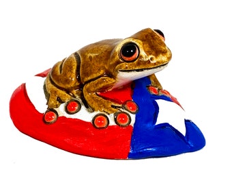 Set of 8 Puerto Rican Coquí - Handmade in Clay - 1 block - 1.3" x 1.4" x 1" high (each), Puerto Rico, Borinquen, Isla del Encanto, Boricua