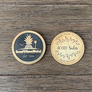 Moneda de desafío de latón grabado