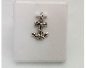 Anchor charm