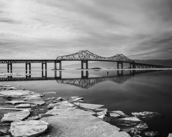 Impresión invernal del antiguo puente Tappan Zee / Fotografía en blanco y negro del río Hudson / Arte mural de un lugar emblemático de Nueva York