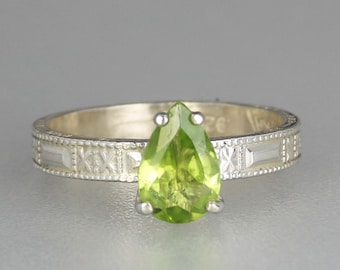 Genuine Peridot Sterling Silver Ring, Pear Cut Peridot Ring with Pattern Band