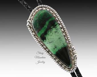 Designer Bolo Tie, Custom Grossular Green Garnet Bolo Tie for Men or Women, Handmade Sterling Silver Wedding Bolo Tie, Unique Stone Bolo Tie