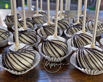 Cake Pops, Simple Cake pops, Basic cake pops, Cake pops with Sprinkles