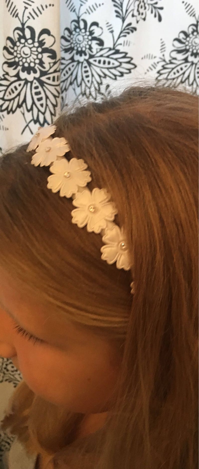 Bridal Bridesmaid hair accessories Communion Headband Floral Hairpiece White Bridesmaid hair band flower girl accessories Wedding