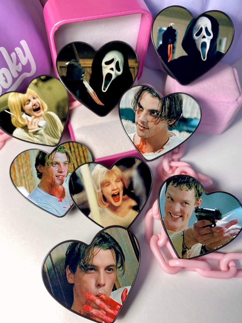 Heart Shaped “SCREAM” Phone Grips 