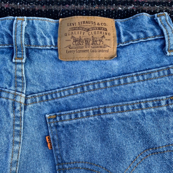 32" Waist Levi Jeans - image 7