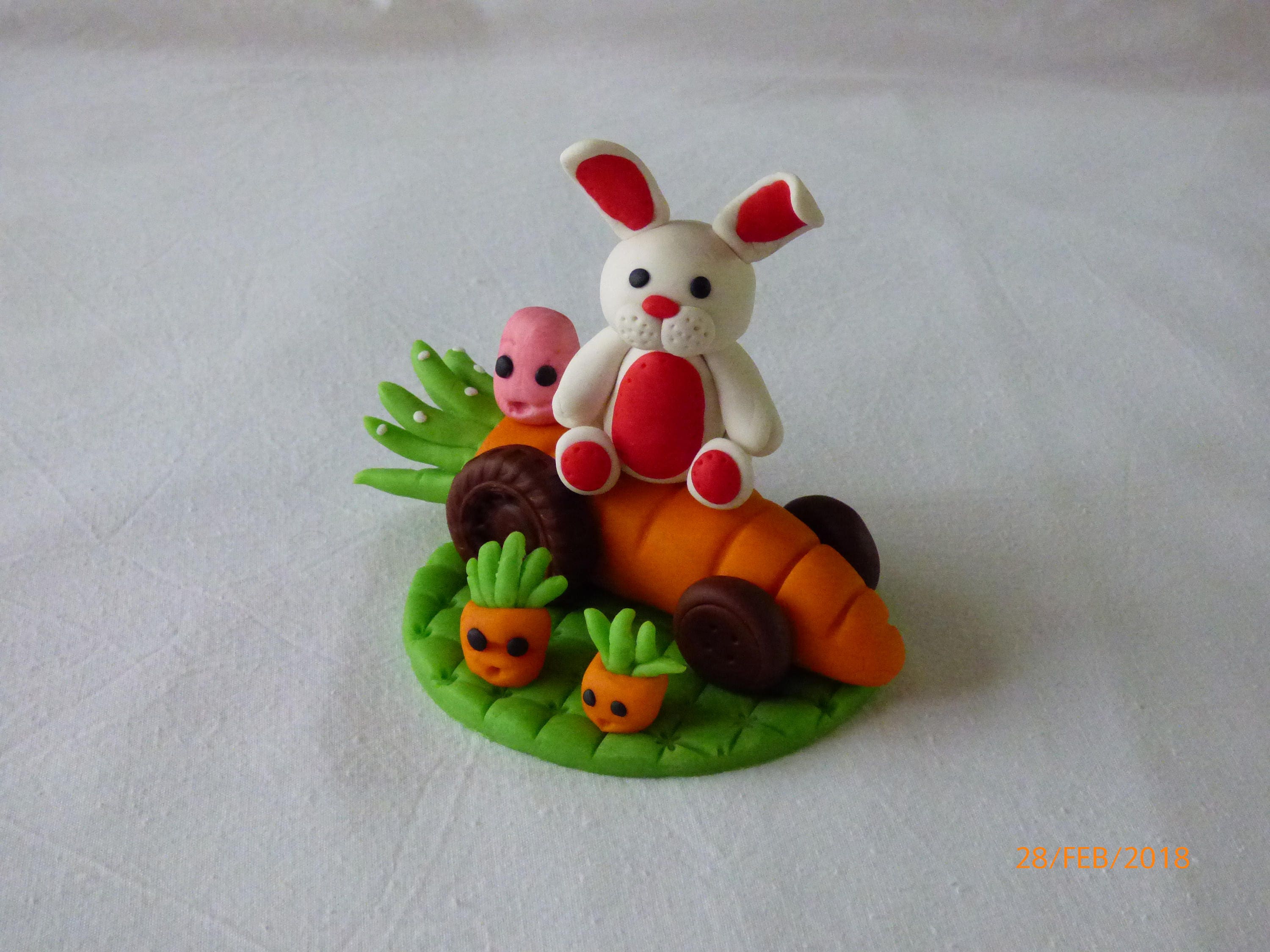 2pcs fondant rabbit easter