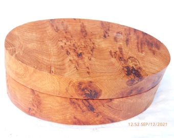 Oval Box of maple burl carved