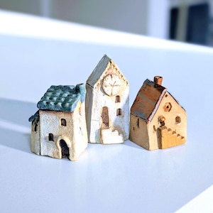 Miniature Ceramic House: Hand-Sculpted Stoneware, Fairy Garden Decor