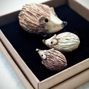 Little Hedgehogs 3 SET, Hedgehog Figurine, Miniature Hedgehogs, Wedding Topper, Mini Fairy House Hedgehog, Hedgehog Natural Decor, Gift