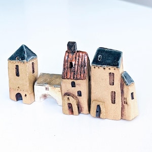 Miniature Ceramic House: Hand-Sculpted Fairy Garden Decor