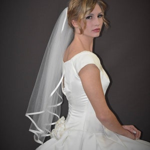 Elbow Veil with Satin Edge | Satin Edge Veil | Elbow Length Veil | Ribbon Edge Veil | Veil Wedding | Classic Veil | Bridal Veil | Veil
