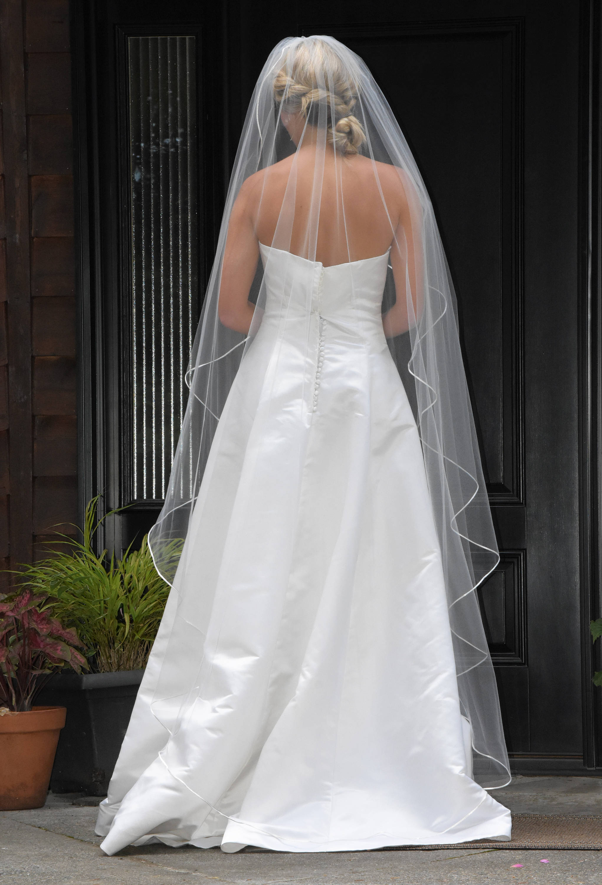Angel Cut Cathedral Veil: Satin Cord Ribbon Trim, USA Bridal Illusion