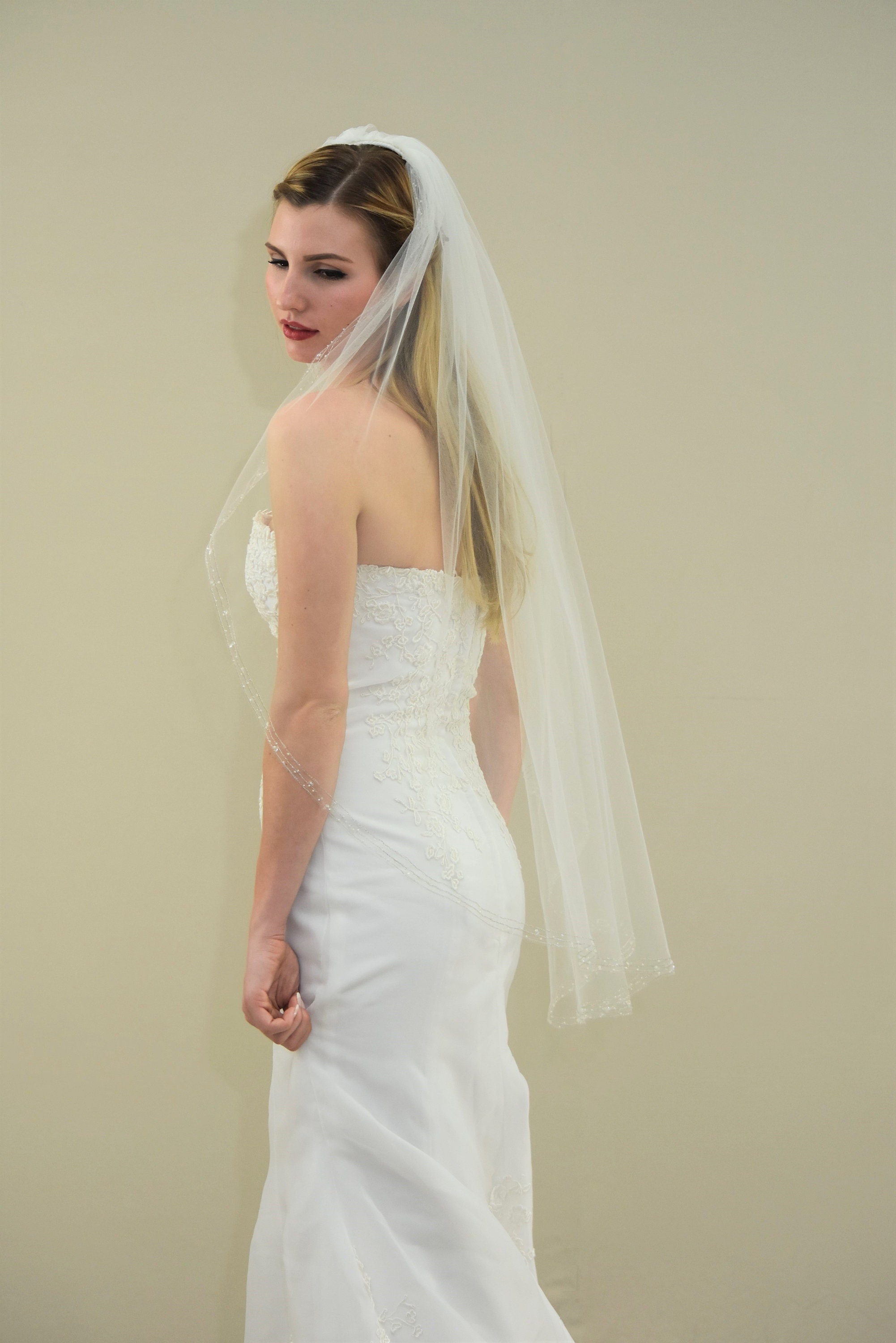 Fingertip Veil with Hand Beaded Gold/Silver Pencil Edge |  White / Silver Pencil Trim / 30 Inches