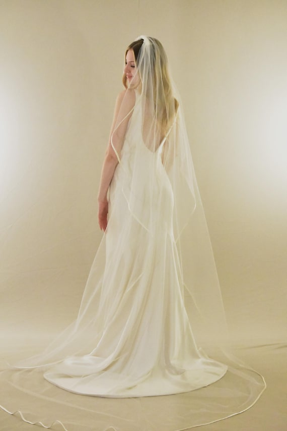 Angel Cut Cathedral Wedding Veil: Satin Trim, Bridal Tulle  display picture 2