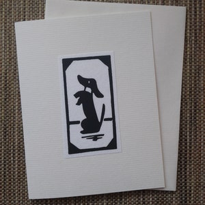Carte de voeux blanc de mendicité de chien de Dachshund, carte d’impression originale de linocut de fabrication à la main imprimée à la main