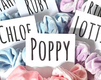 Personalised Scrunchie Gift | Add any text | Party Favours | Presents for Bridal Shower | Velvet Scrunchie