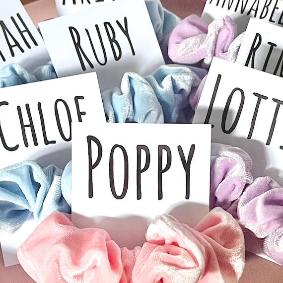 Personalised Scrunchie Gift | Add any text | Party Favours | Presents for Bridal Shower | Velvet Scrunchie