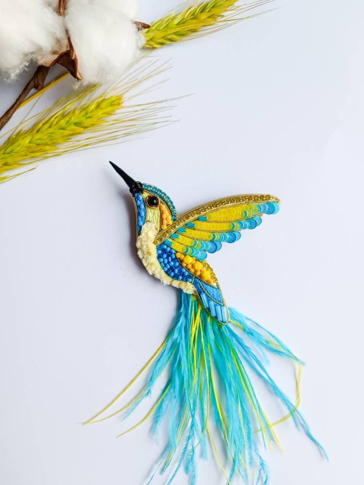Beaded hummingbird brooch embroidered ukraine pin ukrainian shop handmade bird pin blue and yellow made in Ukraine - Thumbnail 7