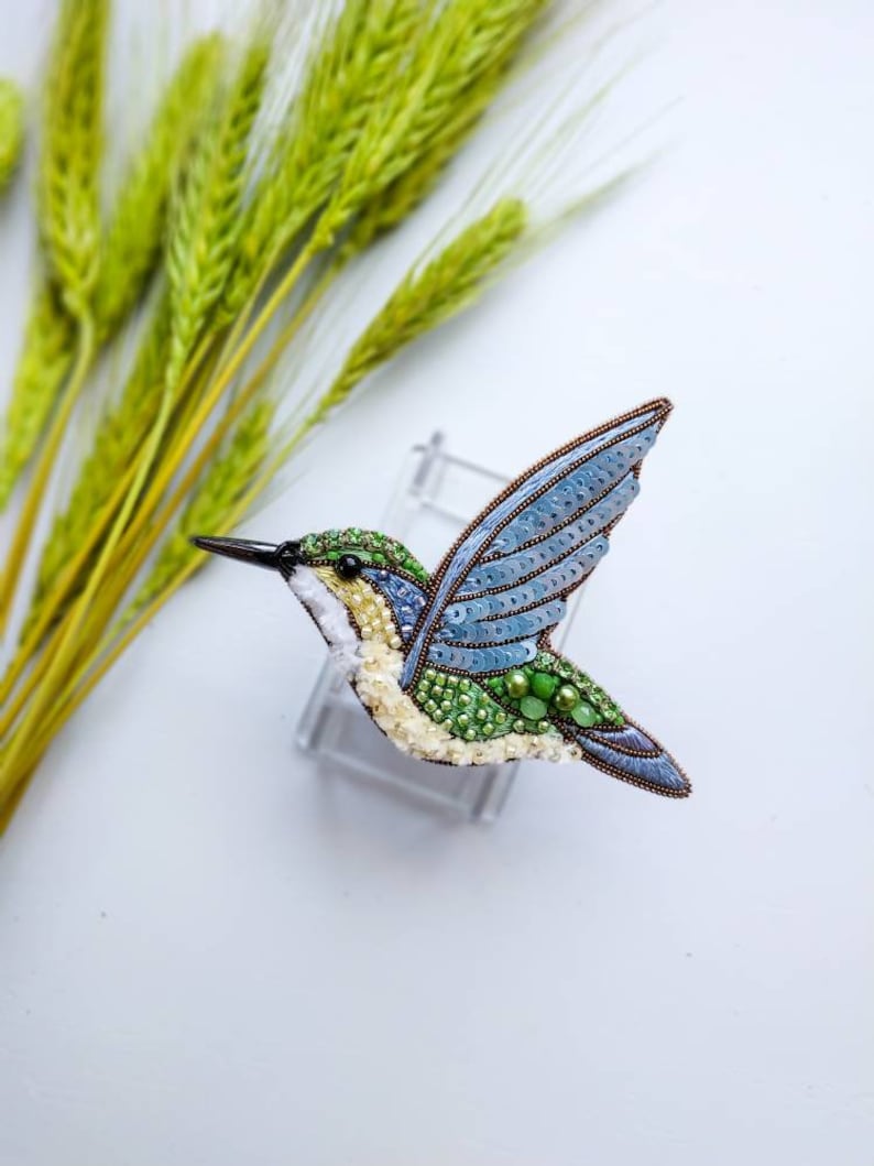 Beaded hummingbird brooch bird pin jewelry embroidered lapel pin colibri brooch handmade gift for her bird lover gift summer accessories image 1
