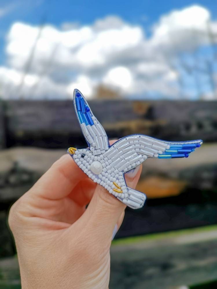 Beaded seagull brooch white bird pin bird jewelry handmade brooch ukraine shop made in Ukraine unique jewelry gift for her