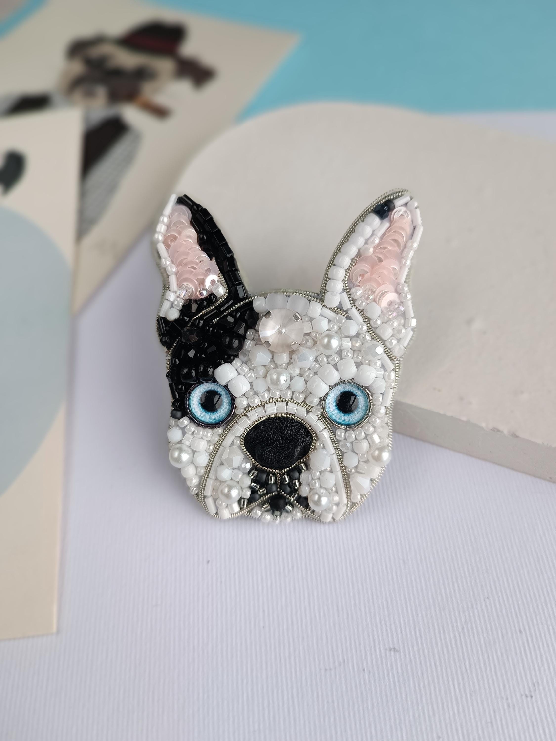 Embroidered french bulldog pin beaded dog brooch dog lover gift unique jewelry handmade in Ukraine - Thumbnail 4