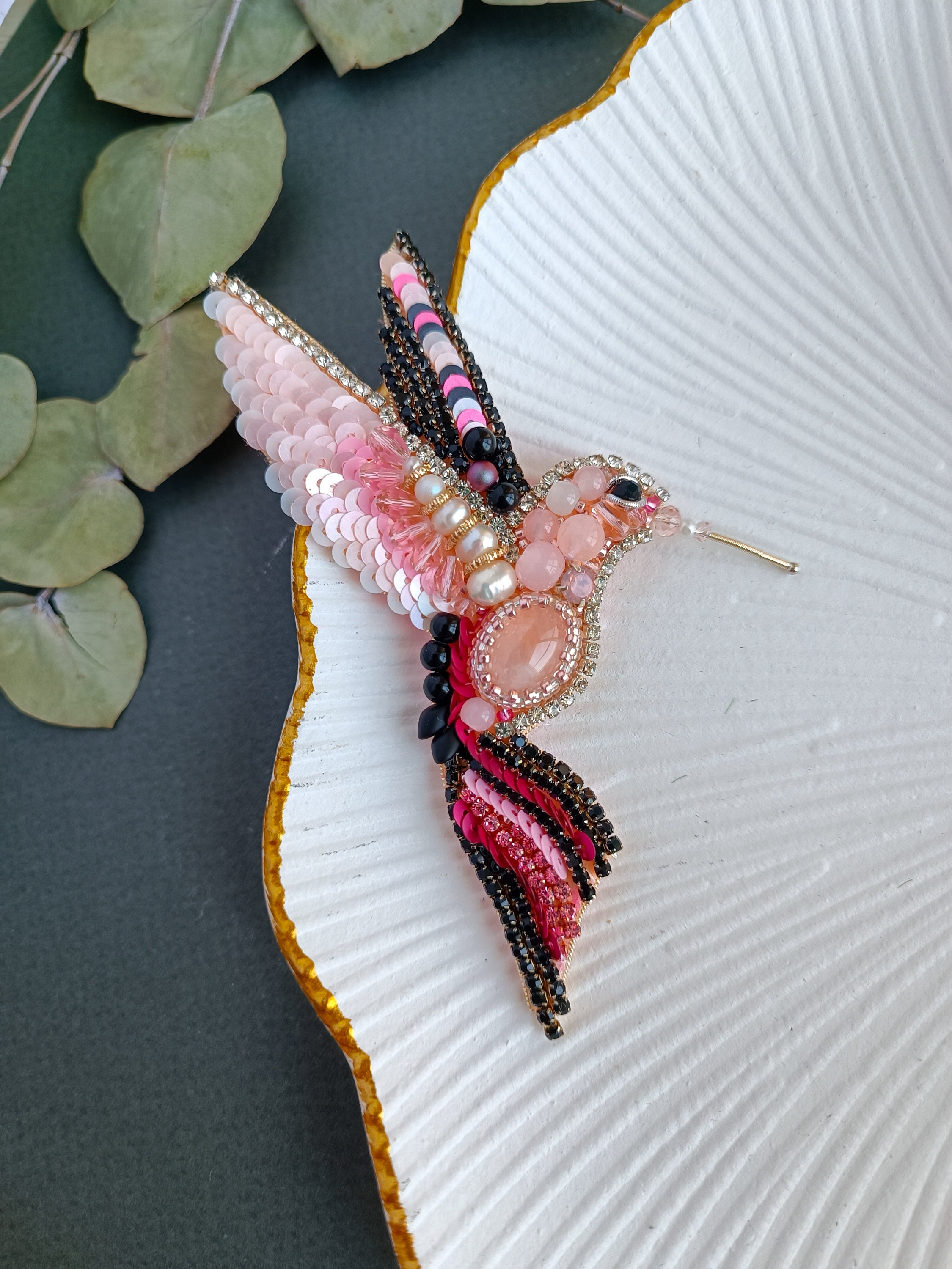 Beaded hummingbird brooch bird pin jewelry embroidered lapel pin colibri brooch handmade gift for her bird lover gift summer accessories - Thumbnail 4