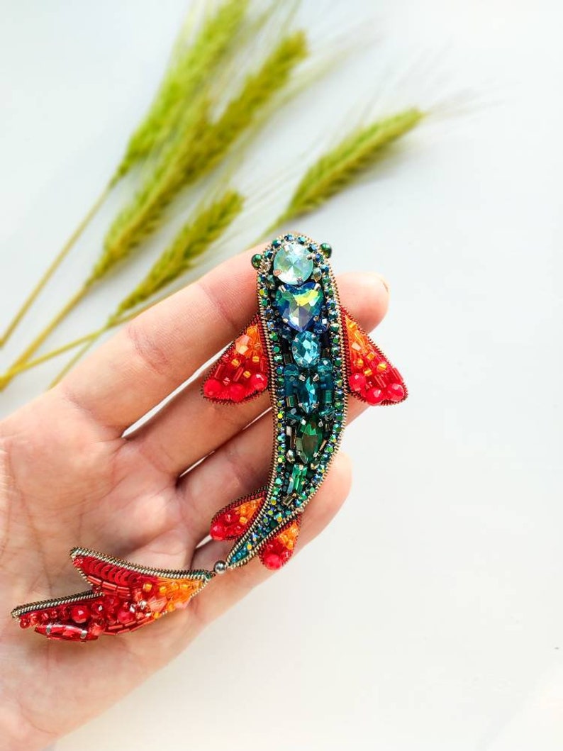 Beaded fish brooch, lapel pin, embroidered jewelry, gift for her, carp jewelry, fish jewelry, crystal brooch, unique gift, pisces Ukraine image 4