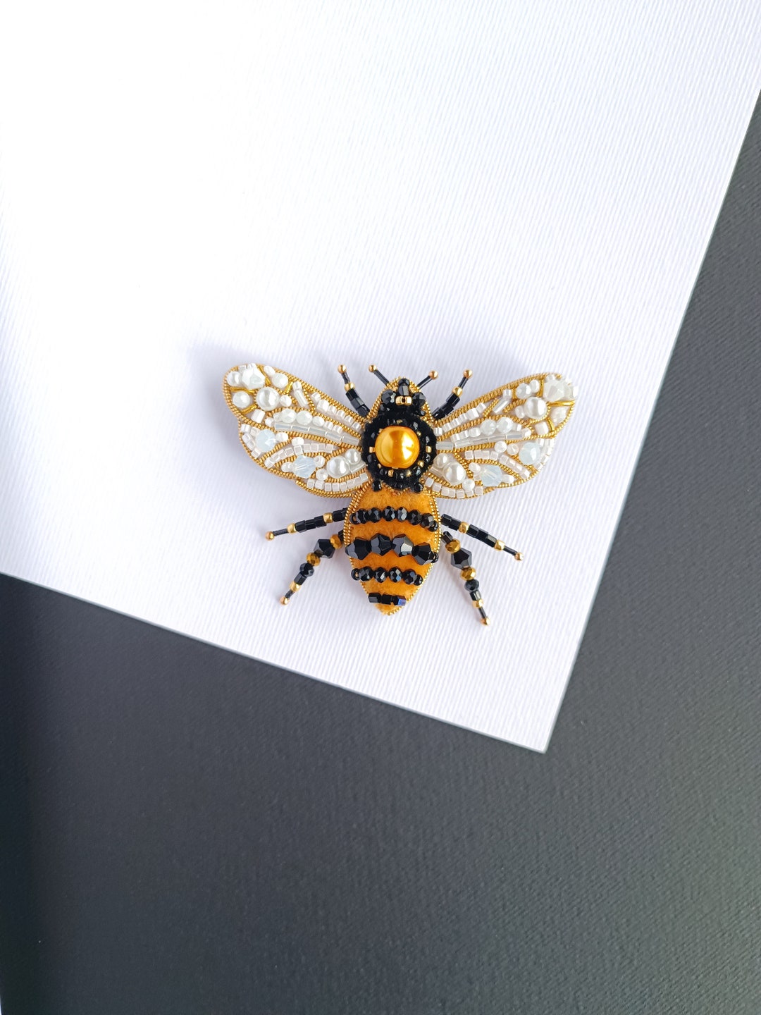 Broche Abeille Cristaux Passion