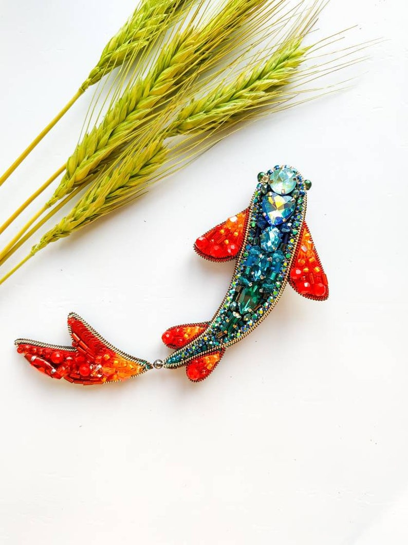 Beaded fish brooch, lapel pin, embroidered jewelry, gift for her, carp jewelry, fish jewelry, crystal brooch, unique gift, pisces Ukraine image 2