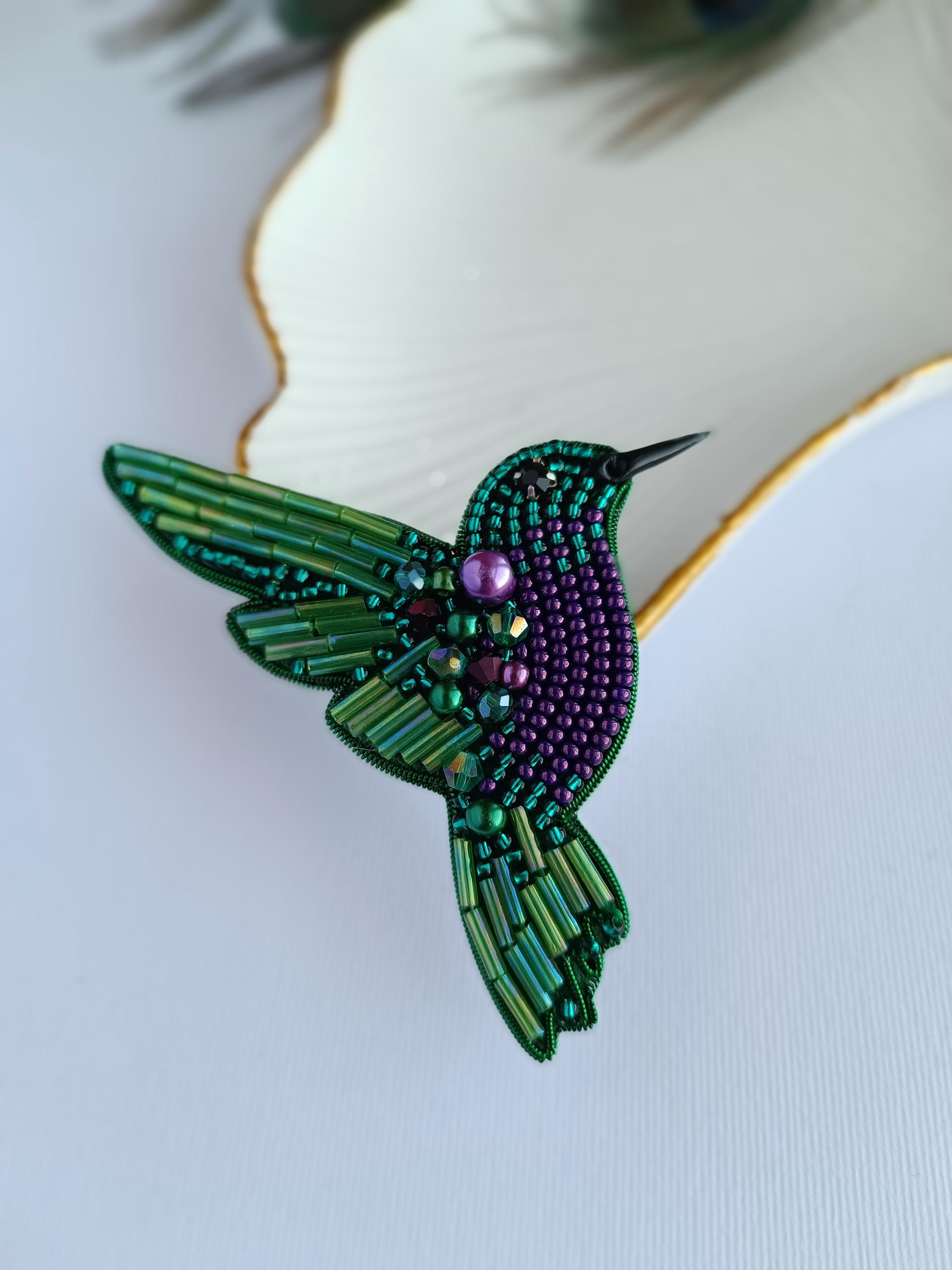 Beaded hummingbird brooch pin embroidered gift for her bird lover jewelry brooch handmade unique gift green and pirple bird colibri pin - Thumbnail 4
