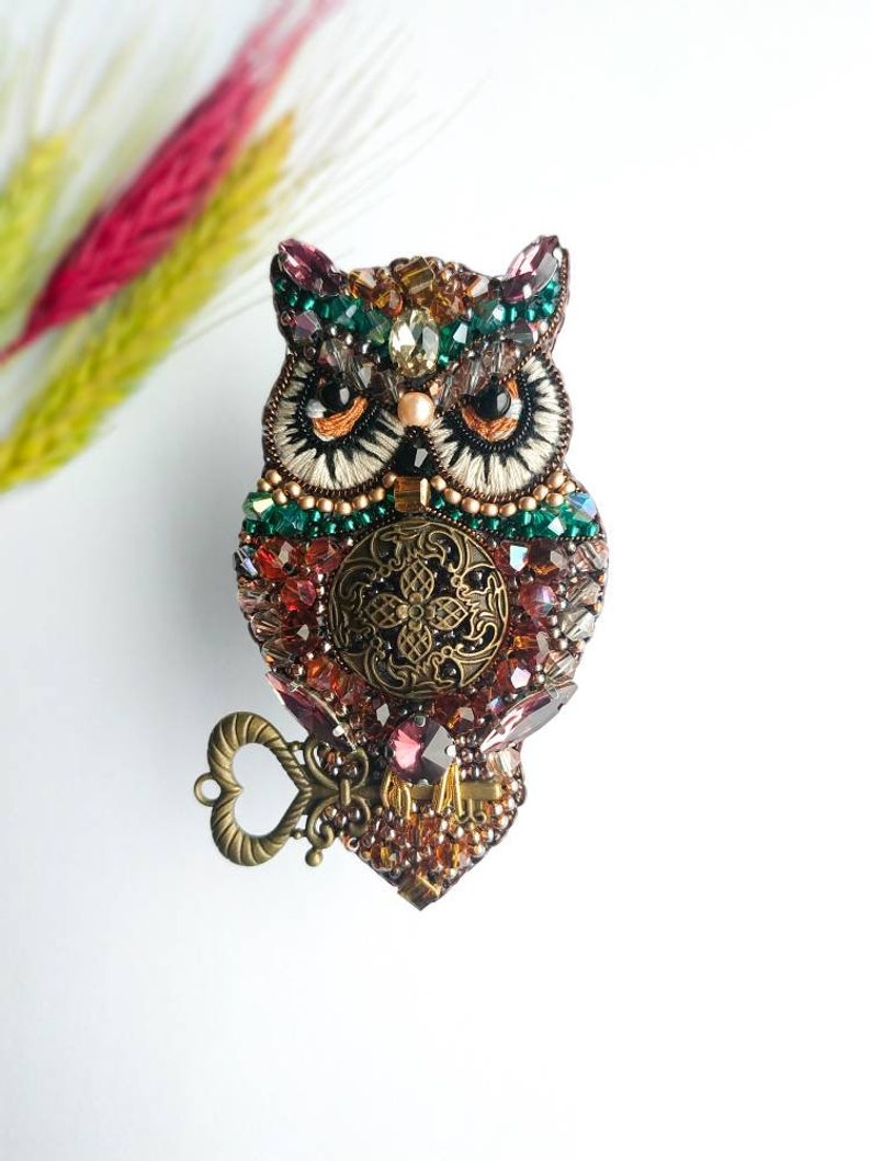 Beaded owl brooch embroidered bird jewelry handmade pin owl lover gift owl embroidered gift for her unique animal pin image 3