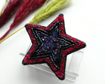Embroidered star brooch beaded pin gift for her, christmas star gift, unique jewelry, star jewelry handmade