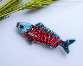 Embroidered fish brooch, beaded jewelry, sequins pin, unique gift for her, fish jewelry, pisces sign made in Ukraine