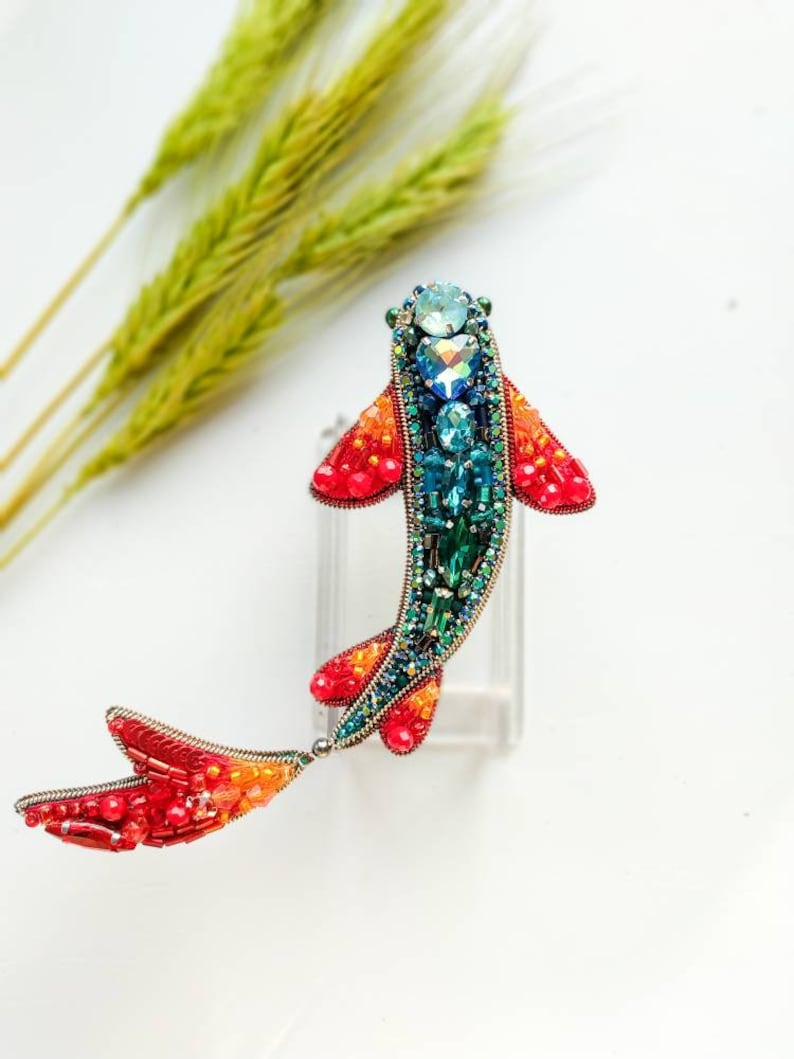 Beaded fish brooch, lapel pin, embroidered jewelry, gift for her, carp jewelry, fish jewelry, crystal brooch, unique gift, pisces Ukraine image 3