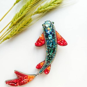 Beaded fish brooch, lapel pin, embroidered jewelry, gift for her, carp jewelry, fish jewelry, crystal brooch, unique gift, pisces Ukraine image 6