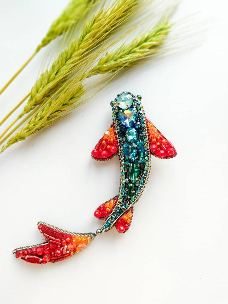 Beaded fish brooch, lapel pin, embroidered jewelry, gift for her, carp jewelry, fish jewelry, crystal brooch, unique gift, pisces Ukraine image 6