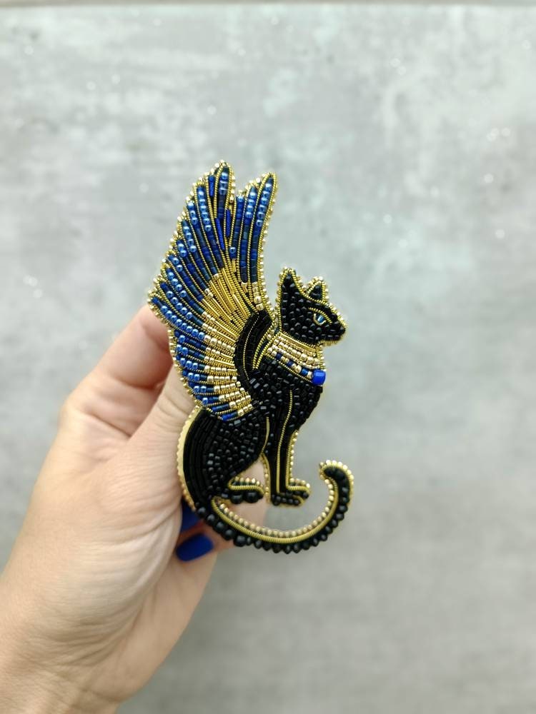 Beaded Bastet brooch egyptian god pin black cat jewelry flying cat unique gift for her made in Ukraine embroidered jewelry - Thumbnail 2