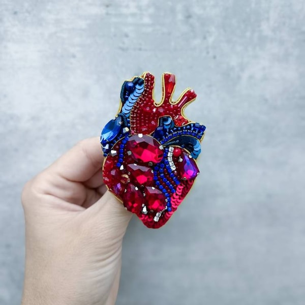 Embroidered anatomical heart brooch beaded brooch gift for her Ukrainian shop made in Ukraine handmade jewelry