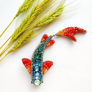 Beaded fish brooch, lapel pin, embroidered jewelry, gift for her, carp jewelry, fish jewelry, crystal brooch, unique gift, pisces Ukraine image 9